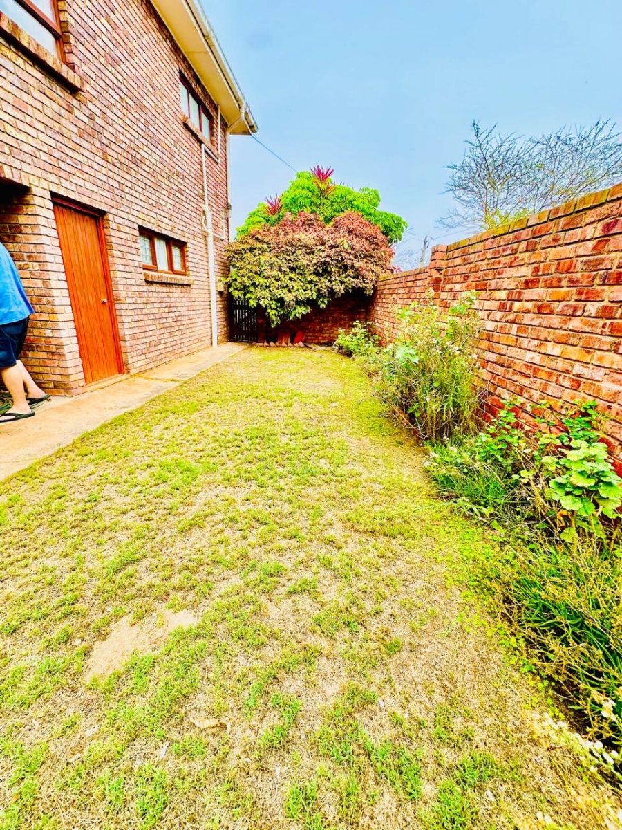 4 Bedroom Property for Sale in Bayview Western Cape